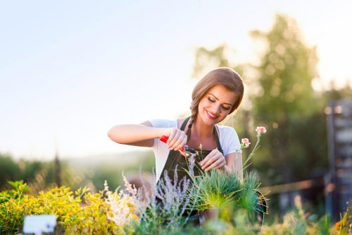 Customer confirming a gardening appointment